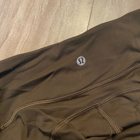 LuluLemon Leggings - Picture 2 of 2
